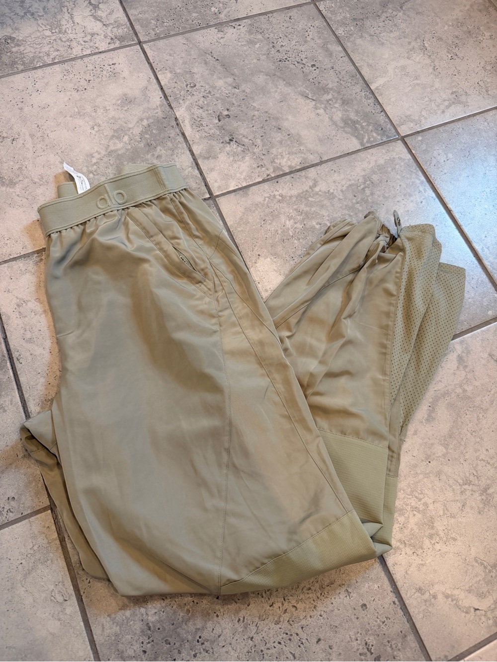 Alo Yoga Mixed Media Reinvention Joggers (size M) in a limestone/sage color